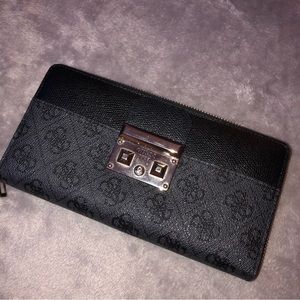 Guess black wallet